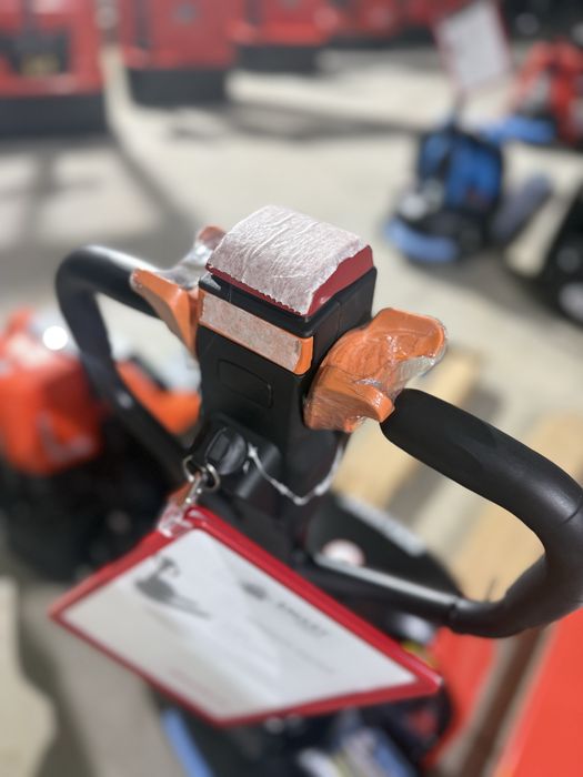 Transpalet Electric Liza 1500kg