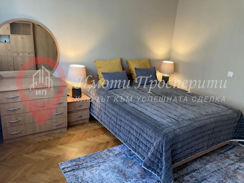 Дава се под наем Двустаен апартамент в София, Център - 80 кв.м за 1200 € - Снимка #5