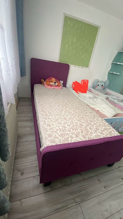 Pat single fetițe