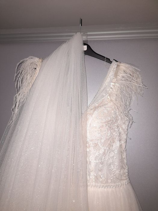 Vând rochie de mireasă