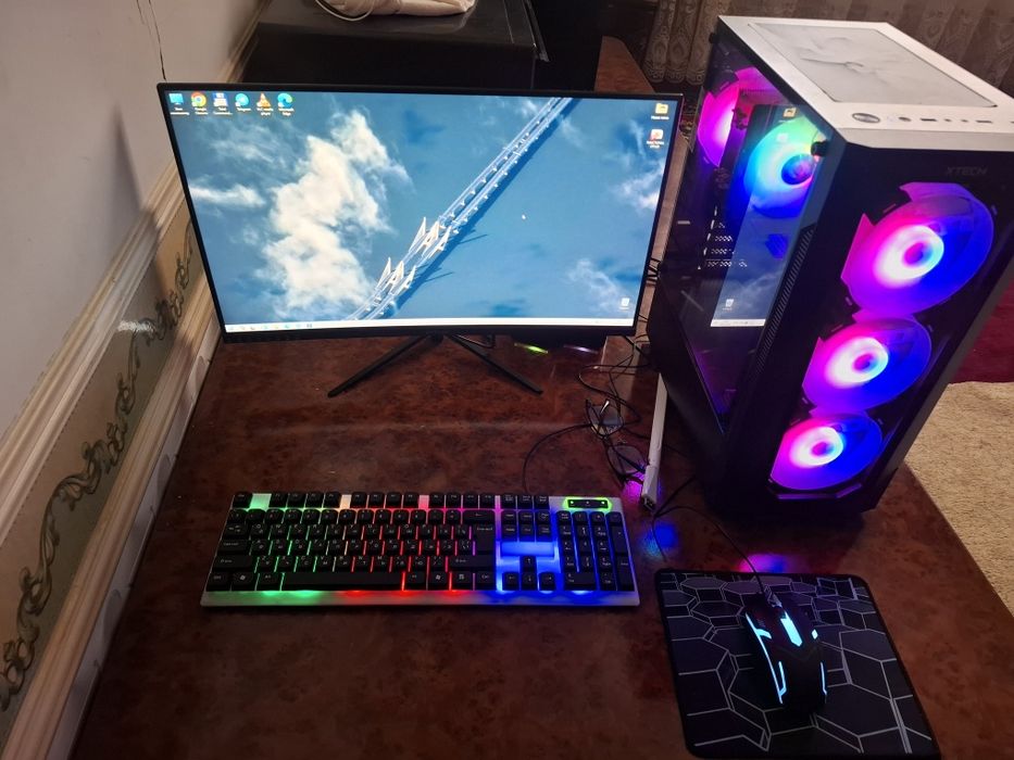 Настольный компьютер