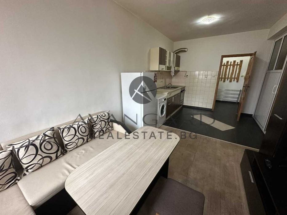 Продава се Двустаен апартамент в Пловдив, Тракия - 60 кв.м за 1600 €/кв.м - Снимка #1