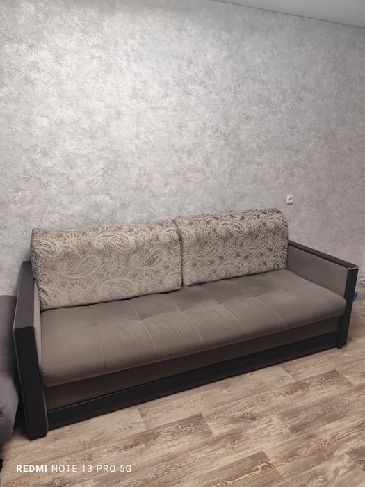 Продам диван раздвижной