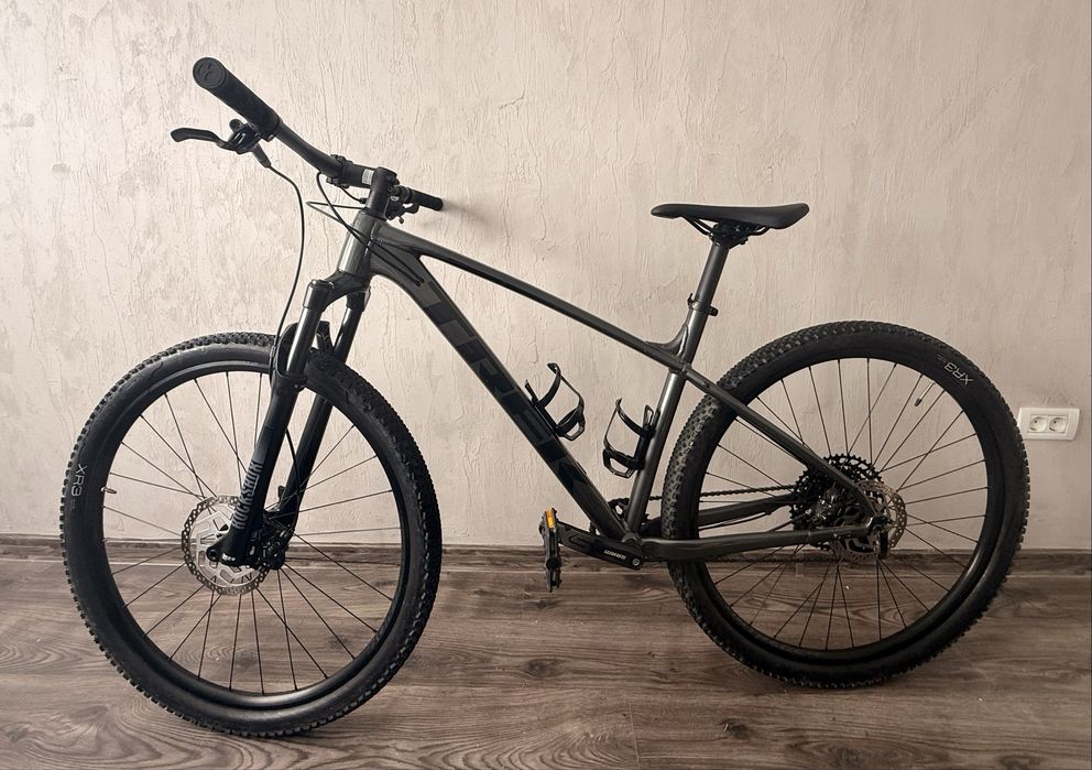 Trek xcaliber 8