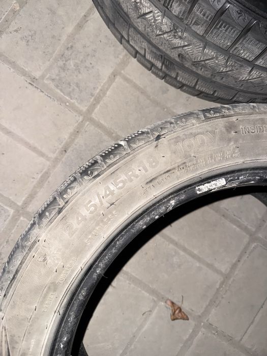 Продам комплект резины Triangle 245/45/18