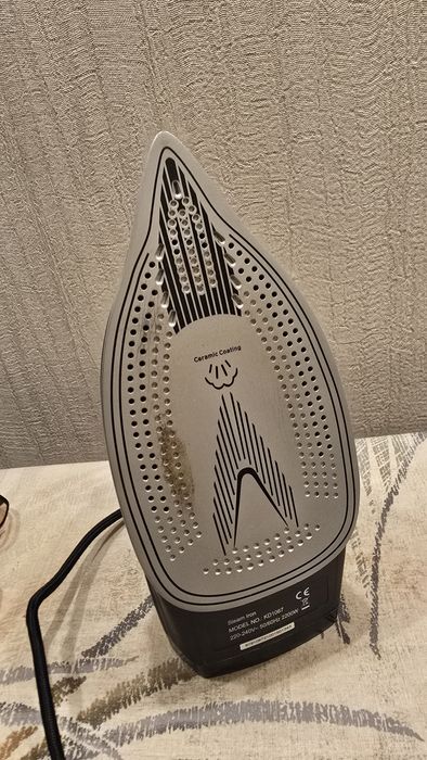 Рабочие Чайник и утюг