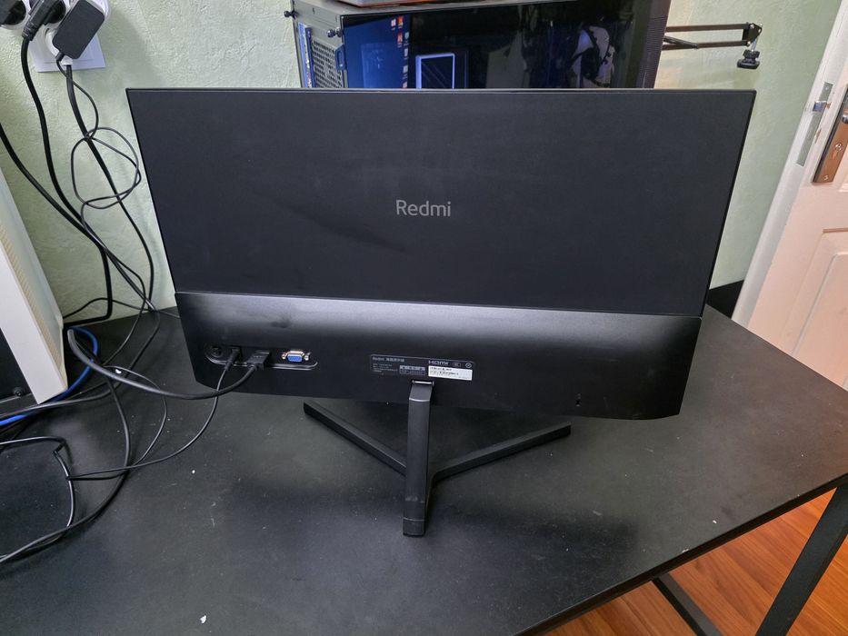Монитор RedMi 24 75hz в идеальном состоянии. Доставка.