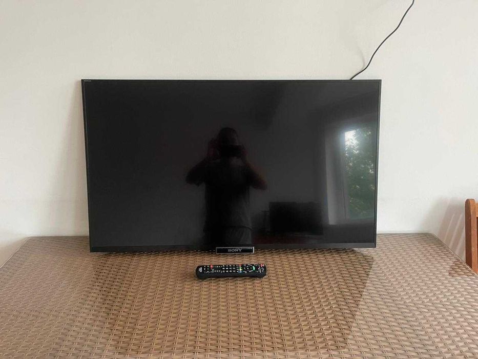 Телевизор Sony KDL-42W653A