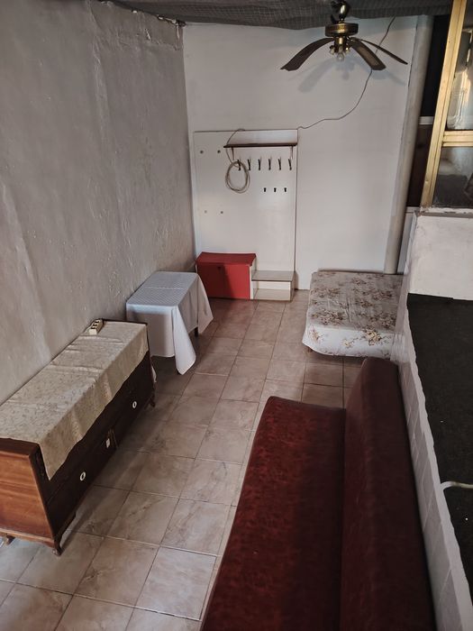 Închiriez spațiu comercial /de locuit