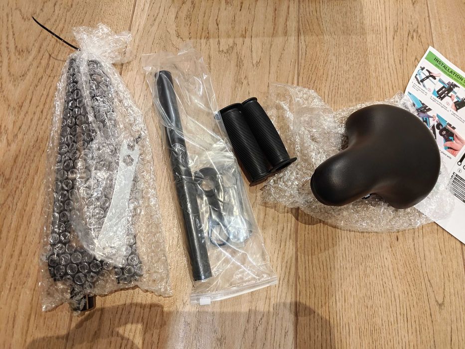 Scaun de copil cu prindere pe cadru bicicletei, varsta 2-5 ani, capacitate 32 kg NOU