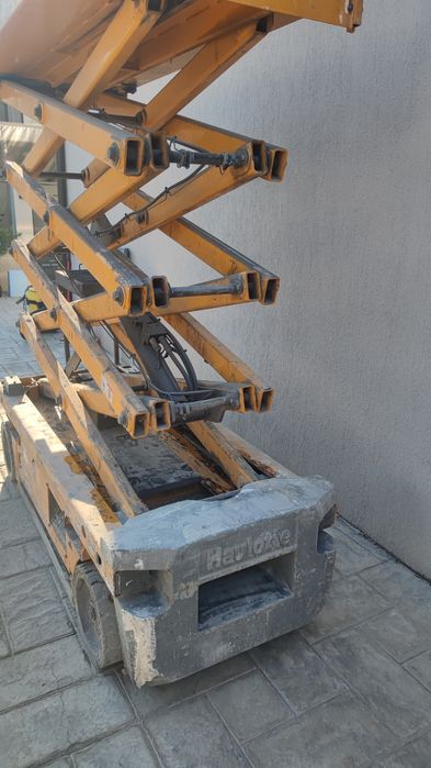 Închiriere Nacela Foarfeca