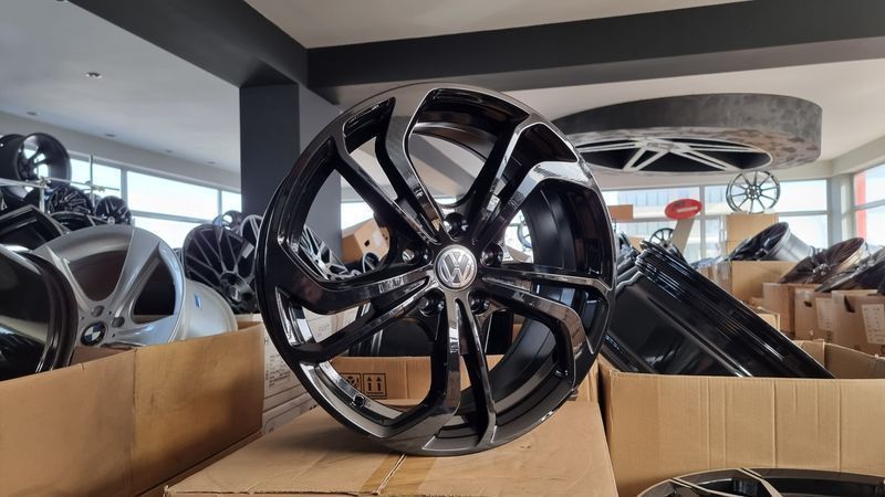 17цола Фолксваген  Vw 5x112  4бр