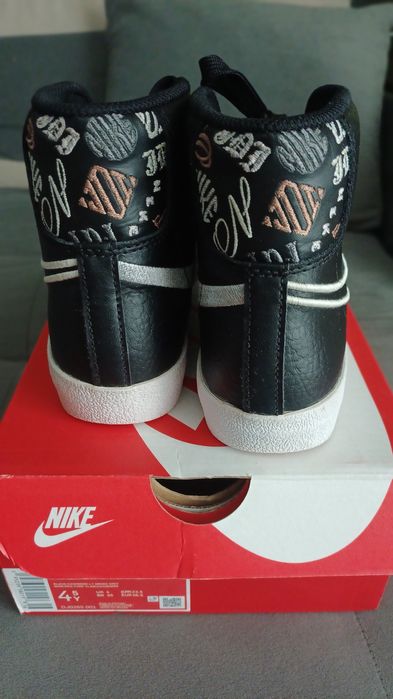 Nike Blazer MID '77