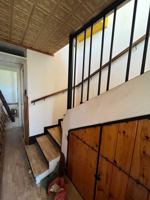 Къща за продажба в Бижовци, Трявна – двуетажна, двор 2560 кв.м., инвестиция