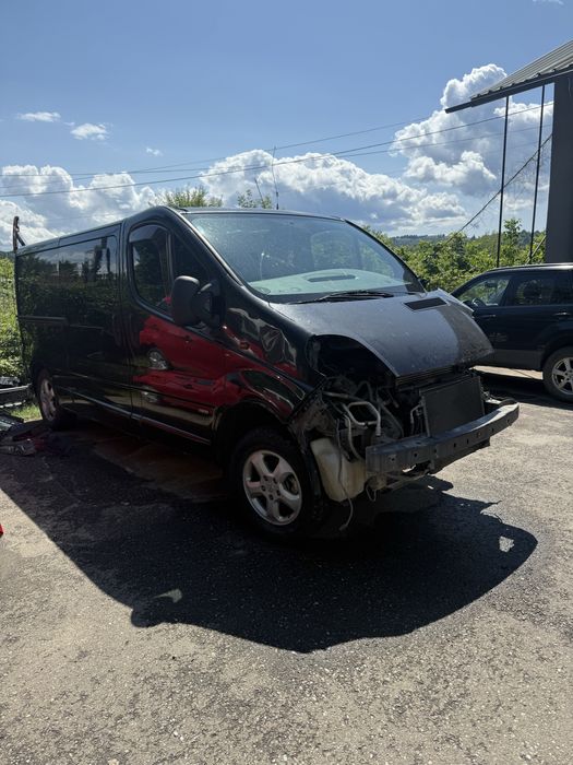 Opel Vivaro 2900 avariat