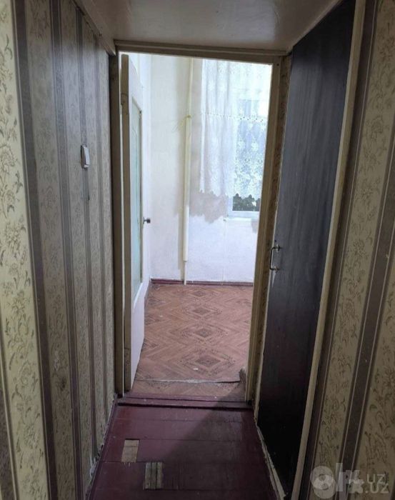 Продаю 1/2/5, болкон 2×3, 38м2. Керамзит ! ТТЗ. Ахмад Югнакий.