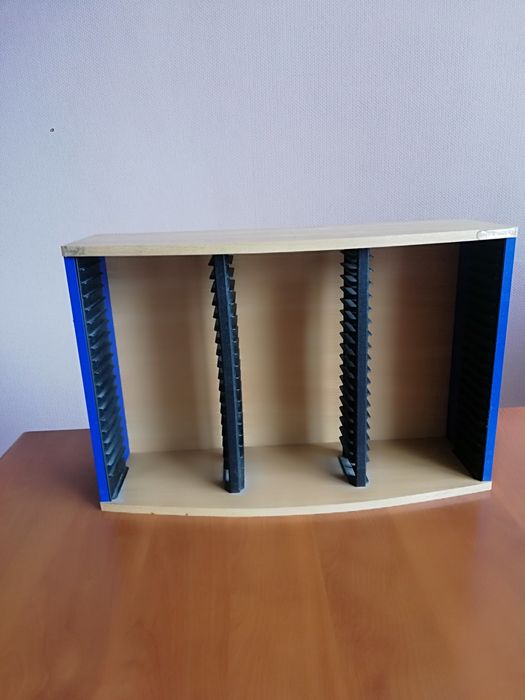 Подставка для дисков