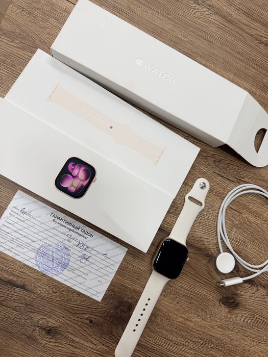 Продам Apple Watch 11 Rose Gold 46 mm.