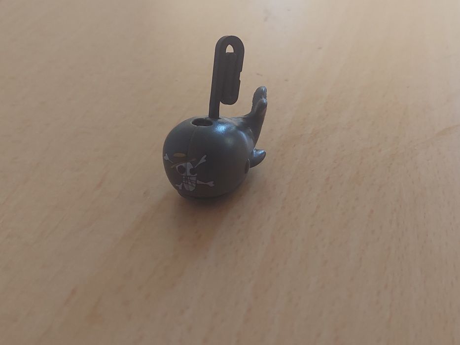 One piece kinder joy яйца