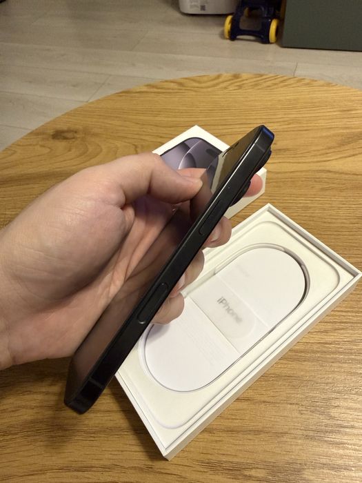 Vand Iphone 16 pro 128gb