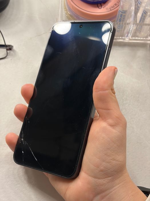 Vând telefon samsung s24