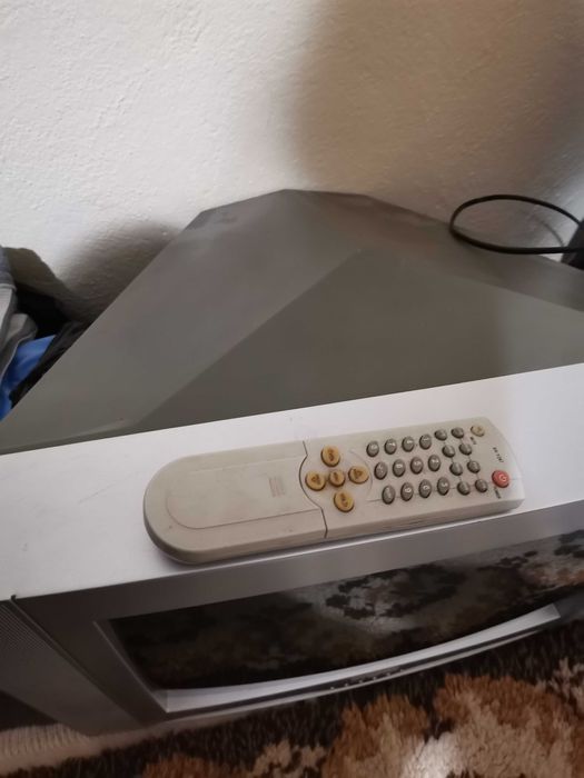 Телевизор Нео 19 инча