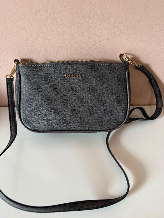 Дамски чанти Guess / Michael Kors