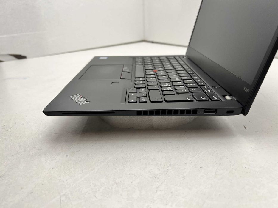 Реновиран лаптоп Lenovo ThinkPad X390 13.3" i5-8265U 16GB 260GB