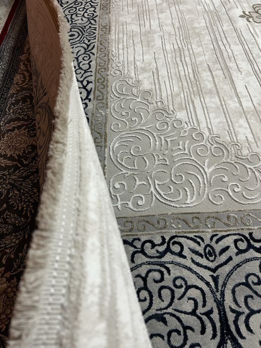 Продаётся ковёр новый Б/У размер3*5