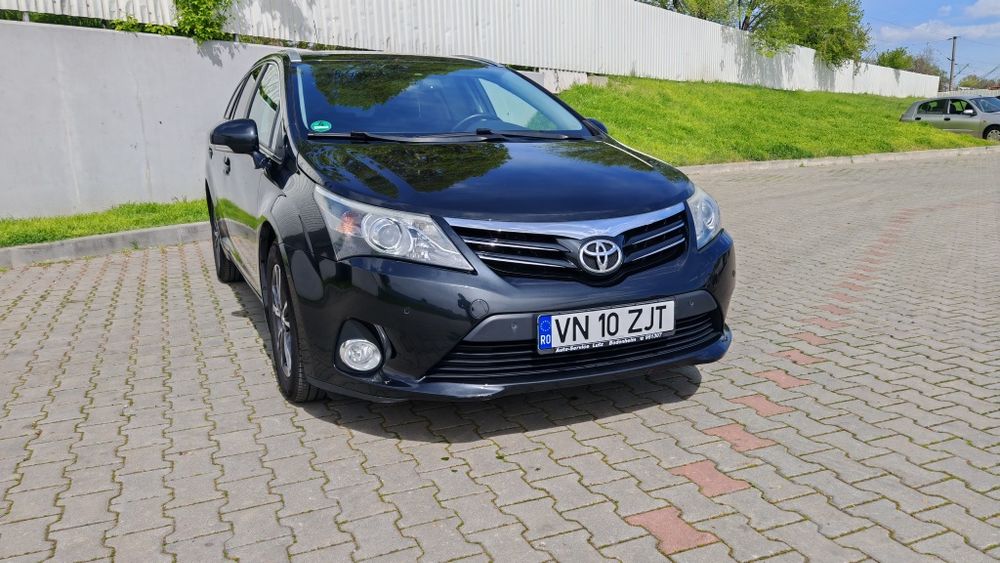 Toyota Avensis T27 2.0d 124 cp