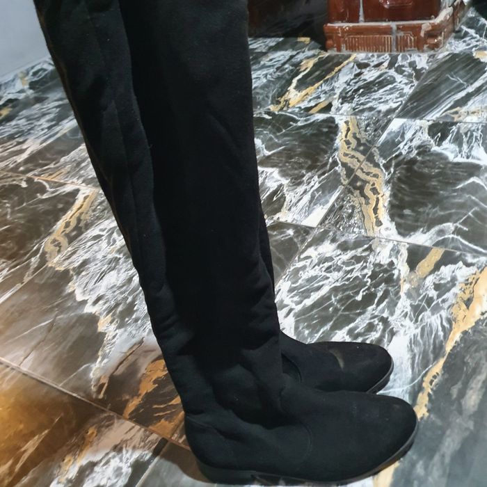 Cizme de piele întoarsă