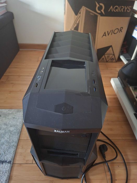 Vănzare calculator pc