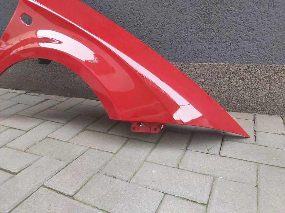 Aripa Fata Dreapta Seat Leon 2005-2008 Vopsita Rosu