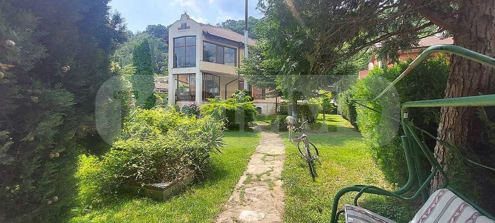 Продава се Къща в Варна, Аспарухово - 210 кв.м за 2096 €/кв.м - Снимка #13