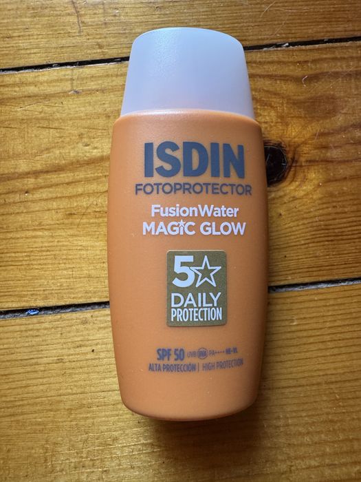 Isdin Fotoprotector Fusion Water Magic Glow Слънцезащитен крем SPF50 50 мл