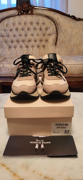 Дамски спортни обувки BIANKI, номер 37