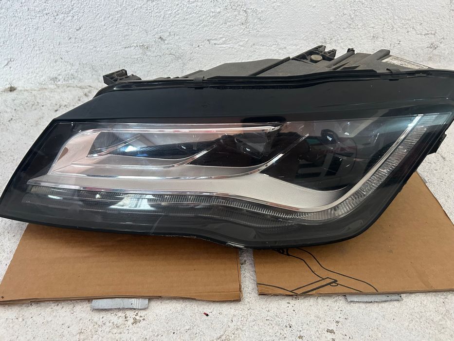 Ляв фар за Audi A7 S7