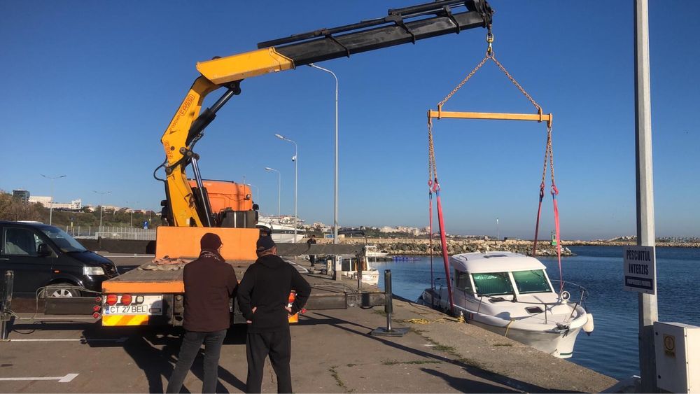 Inchiriem macara HIAB Constanta de 22 tone. Transport cu macara.