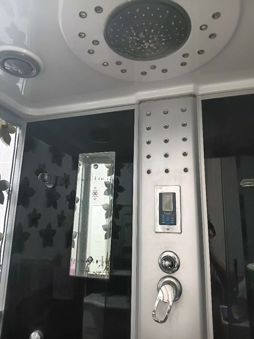 Продам душевую кабину