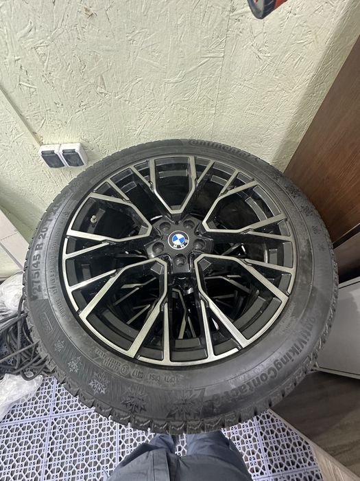 Диски с резинойна BMW на R20