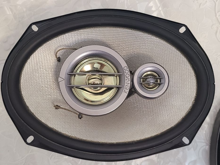 Продам колонки оригинальные kenwood kfc hq718 320w