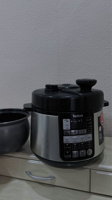 Мультиварка скороварка Tefal