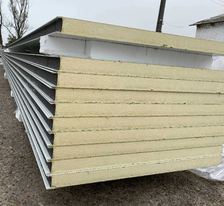 Vindem panouri Sandwich din stoc livrare 48h