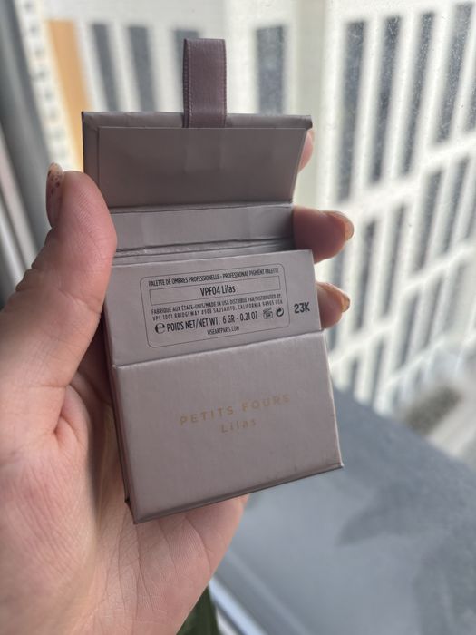 Продаю тени Viseart