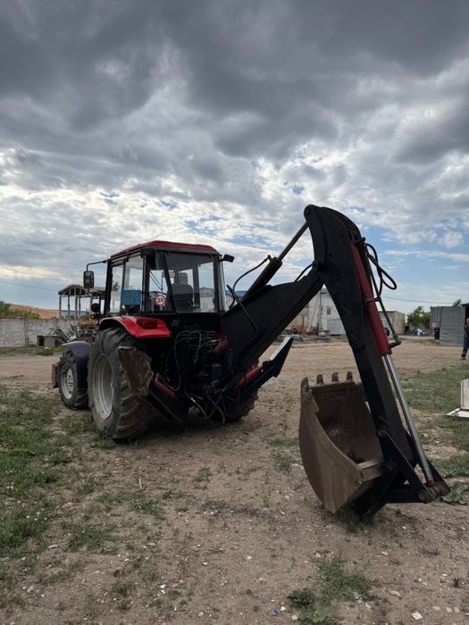 Продам экскаватор