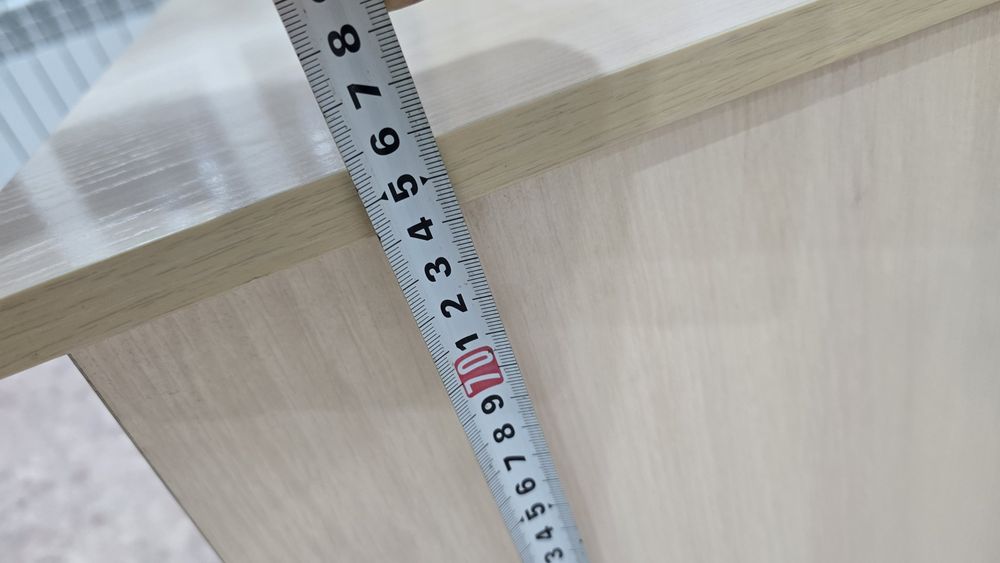 Продам письменный стол с полками