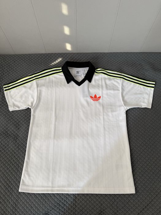 Футболки Adidas две