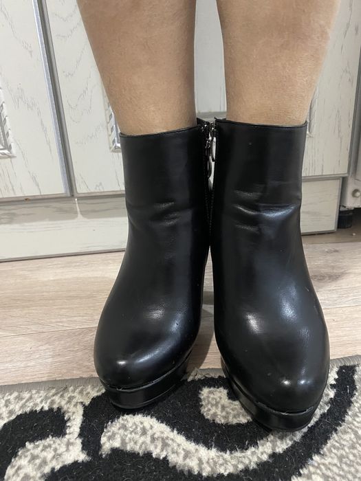 Черный сапог эко кожа