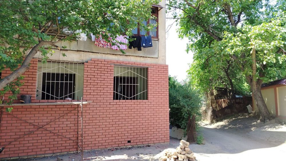 Balkonga g'isht teramiz.Kladka balkon Керпичная кладка балканов