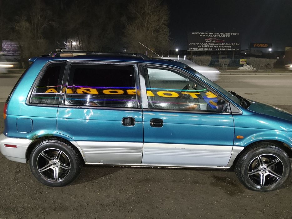 Mitsubishi Spасе Runner